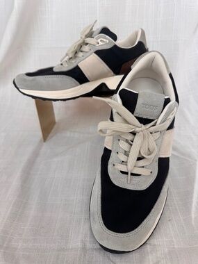 Men's Tod's Lace up Sneaker Size 8.5